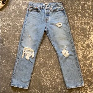 LEVIS wedgie straight icon- Authentically Yours 27